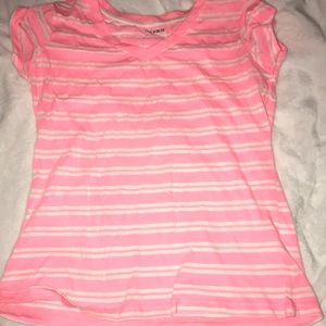 A short sleeve shirt